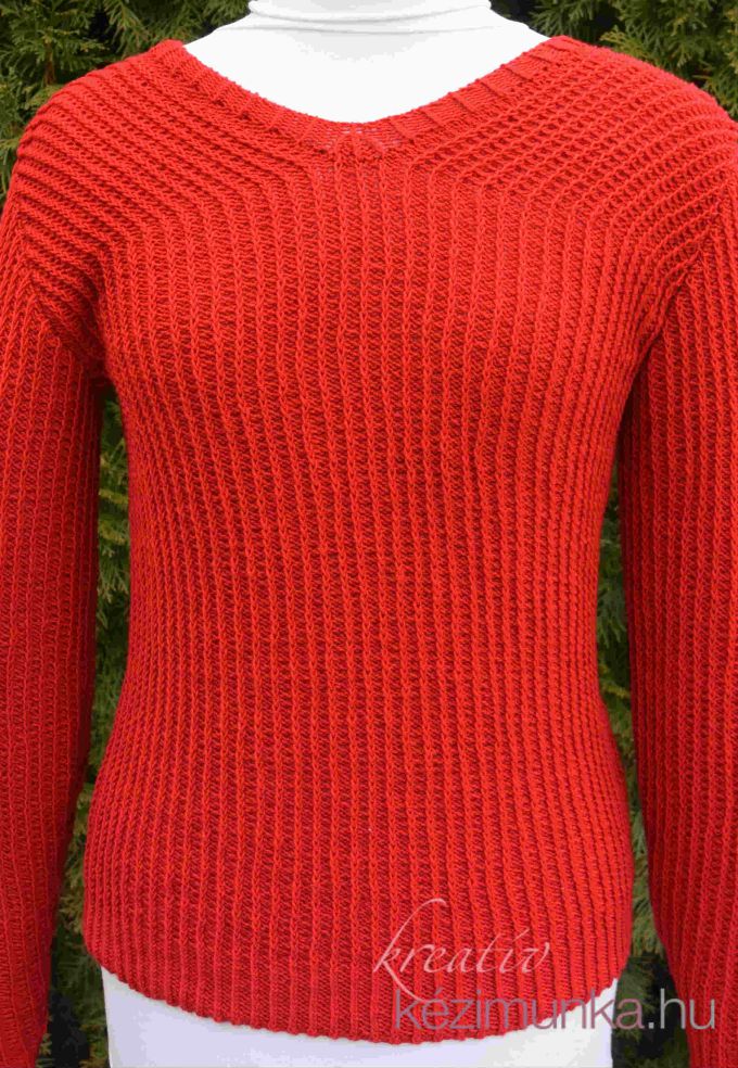 kötött gyapjú pulóver
